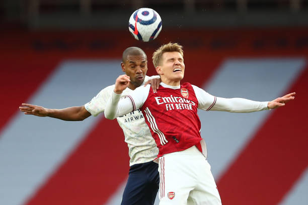 激烈赛场上 激烈赛场上